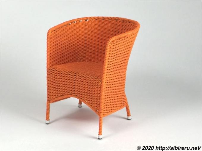 ハンドメイドのミニチュア籐椅子