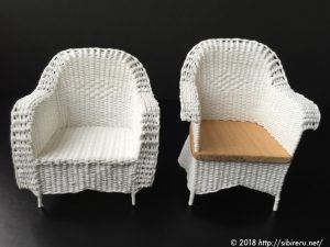 ミニチュア籐椅子比較前から